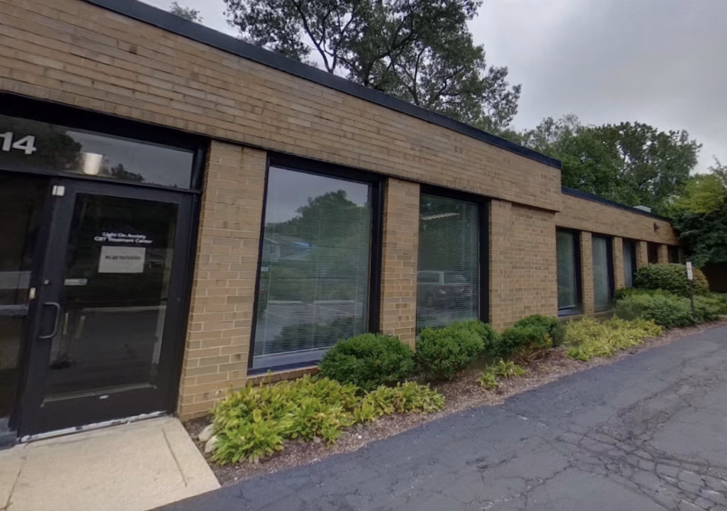 LO Wilmette Exterior